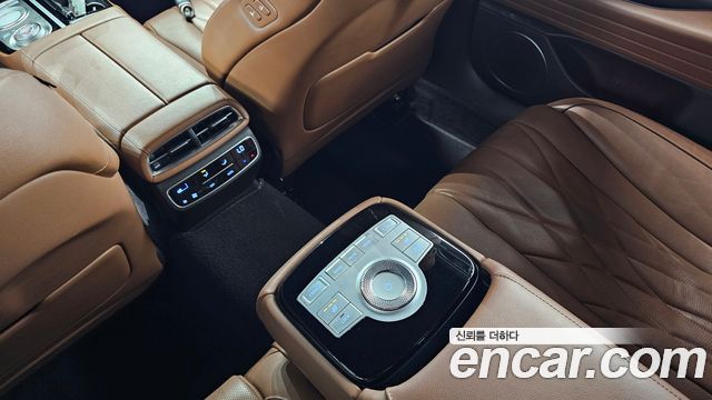 Genesis G80 2022 — photo 26