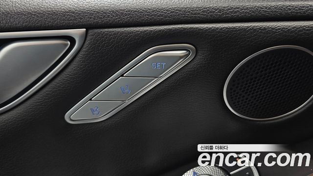 Genesis G80 2022 — photo 34