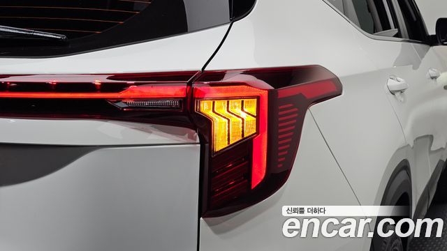 Kia Seltos 2024 — photo 9