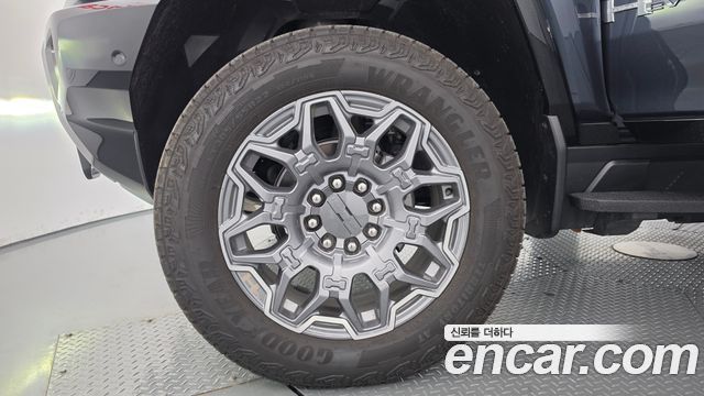 GMC Hummer EV 2026 — photo 5