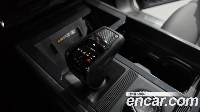 GMC Hummer EV 2026 — photo 12