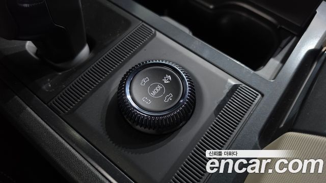 GMC Hummer EV 2026 — photo 20