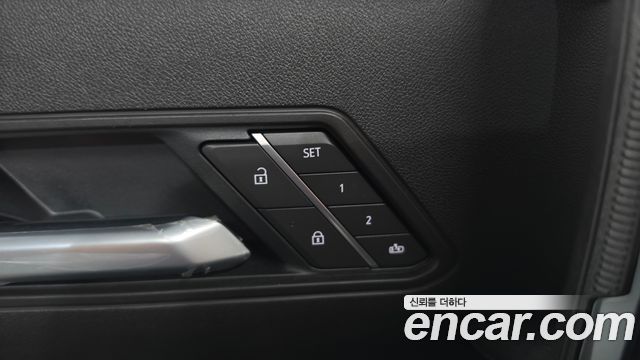 GMC Hummer EV 2026 — photo 28