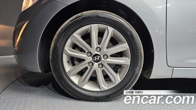 Hyundai AVANTE 2014 — photo 5