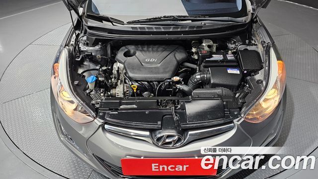 Hyundai AVANTE 2014 — photo 6