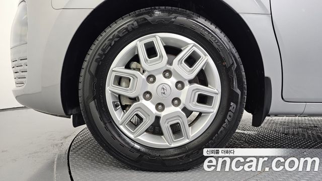 Hyundai Staria 2022 — photo 5