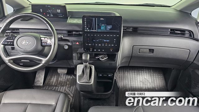 Hyundai Staria 2022 — photo 10