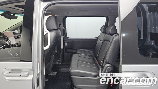 Hyundai Staria 2022 — photo 17