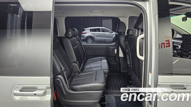 Hyundai Staria 2022 — photo 18