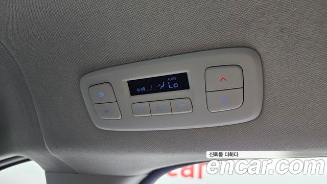 Hyundai Staria 2022 — photo 23