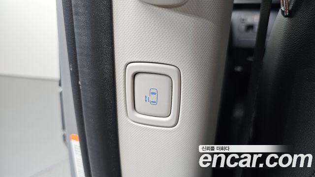 Hyundai Staria 2022 — photo 26