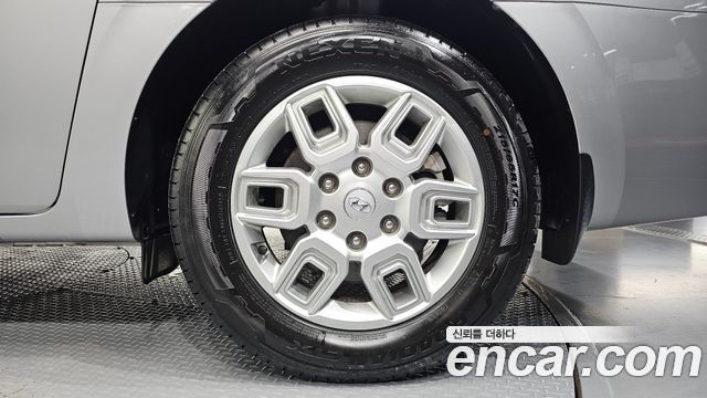 Hyundai Staria 2022 — photo 7