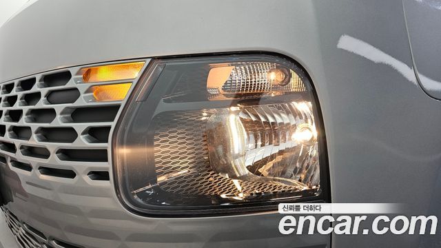 Hyundai Staria 2022 — photo 8
