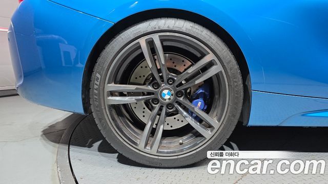 BMW M2 2018 — photo 5