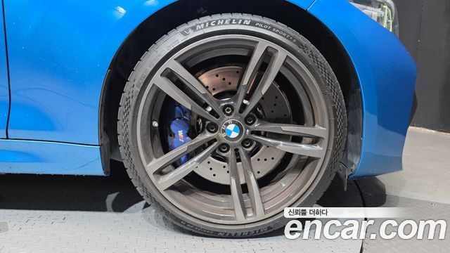 BMW M2 2018 — photo 7