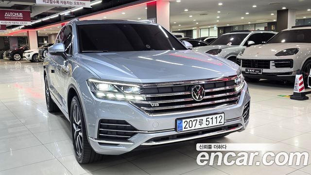 Volkswagen Touareg 2023 — photo 3