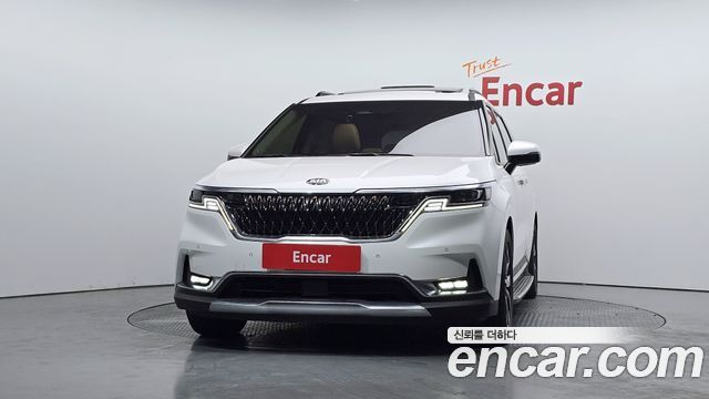 Kia Canival 2021 — photo 3