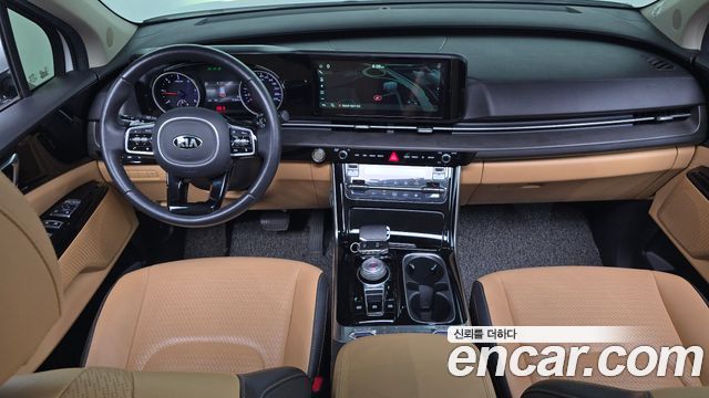 Kia Canival 2021 — photo 10