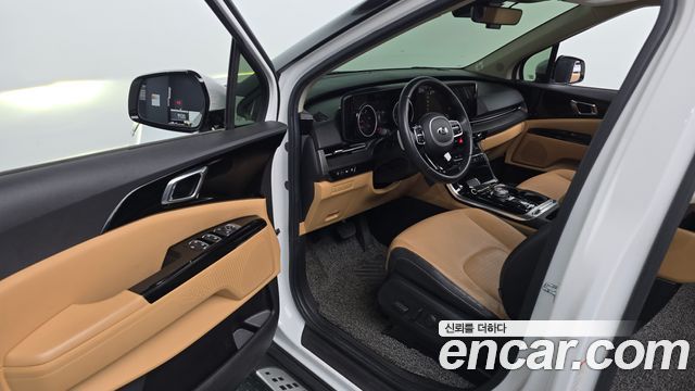 Kia Canival 2021 — photo 13