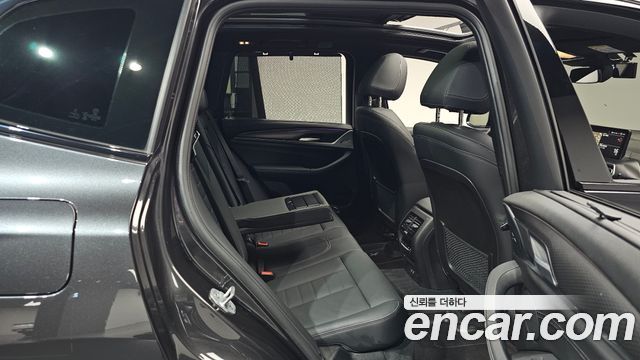 BMW X3 2022 — photo 17