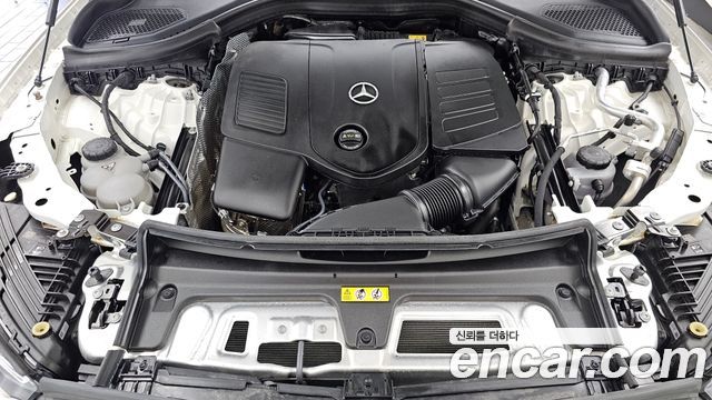 Mercedes-Benz GLC-Class 2024 — photo 6