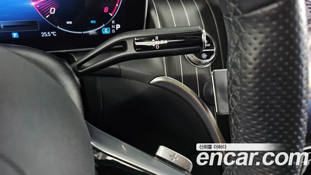 Mercedes-Benz GLC-Class 2024 — photo 12