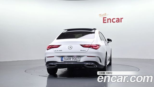 Mercedes-Benz CLA-Class 2022 — photo 4
