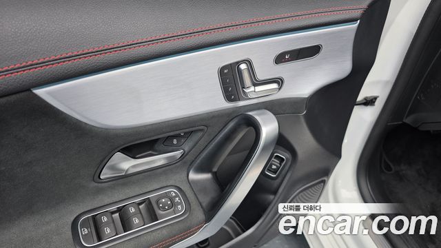 Mercedes-Benz CLA-Class 2022 — photo 27