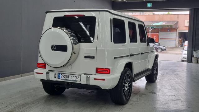 Mercedes-Benz G-Class 2024 — photo 3