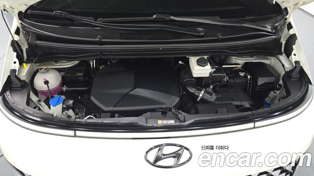 Hyundai Staria 2022 — photo 6