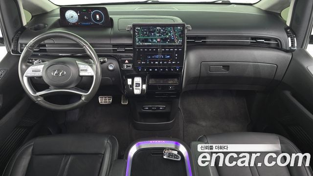 Hyundai Staria 2022 — photo 7