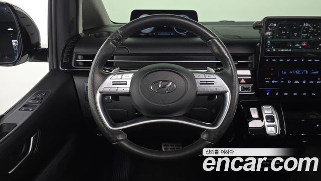 Hyundai Staria 2022 — photo 13
