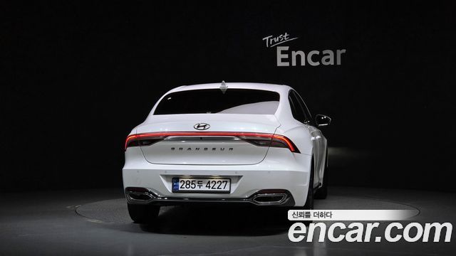 Hyundai Grandeur 2022 — photo 4