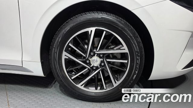 Hyundai Grandeur 2022 — photo 5