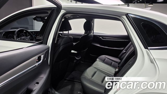 Hyundai Grandeur 2022 — photo 11