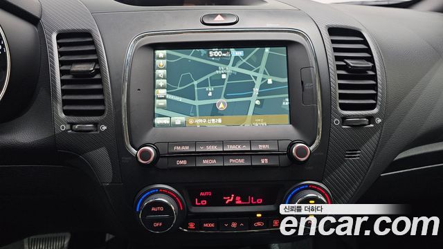 Kia K3 2017 — photo 14