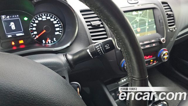 Kia K3 2017 — photo 18