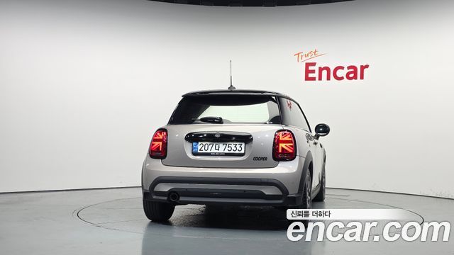 Mini Cooper 2022 — photo 4