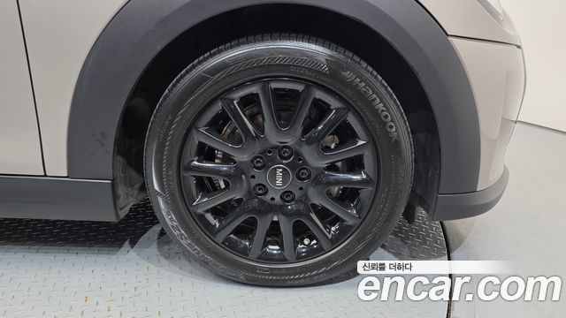 Mini Cooper 2022 — photo 5