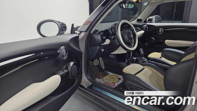 Mini Cooper 2022 — photo 13