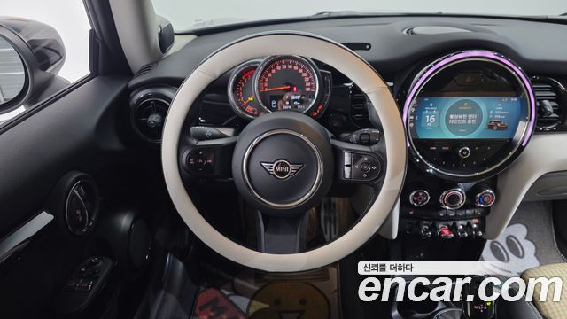 Mini Cooper 2022 — photo 19