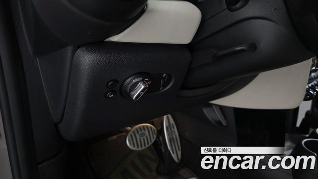 Mini Cooper 2022 — photo 20