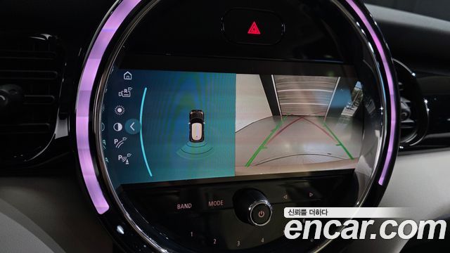Mini Cooper 2022 — photo 22