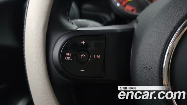 Mini Cooper 2022 — photo 28