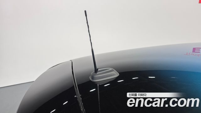Mini Cooper 2022 — photo 31