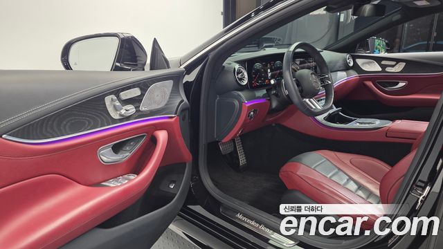 Mercedes-Benz CLS-Class 2023 — photo 13