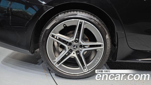Mercedes-Benz CLS-Class 2023 — photo 7
