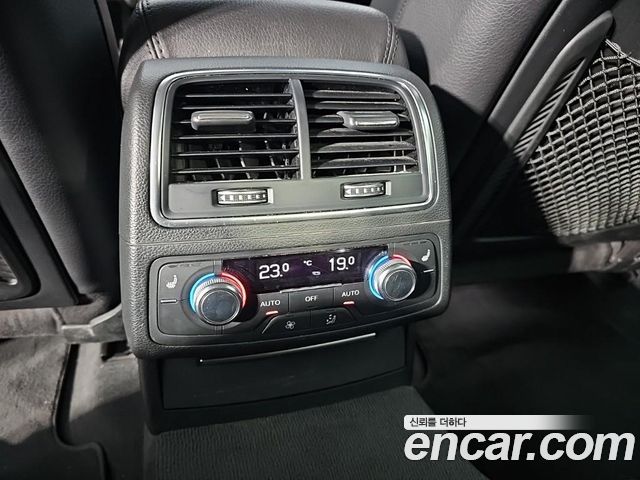 Audi A6 2016 — photo 17