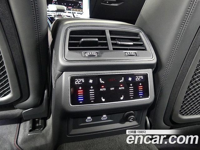 Audi RS6 2025 — photo 17
