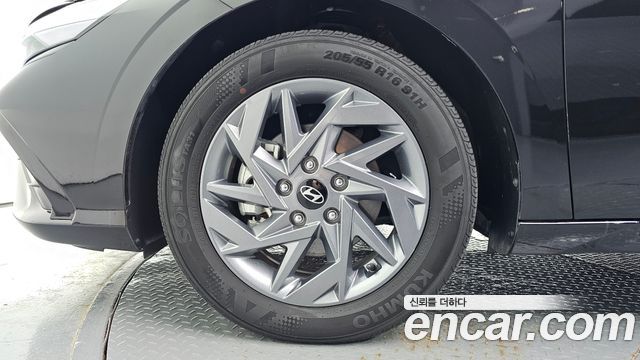 Hyundai AVANTE 2024 — photo 5